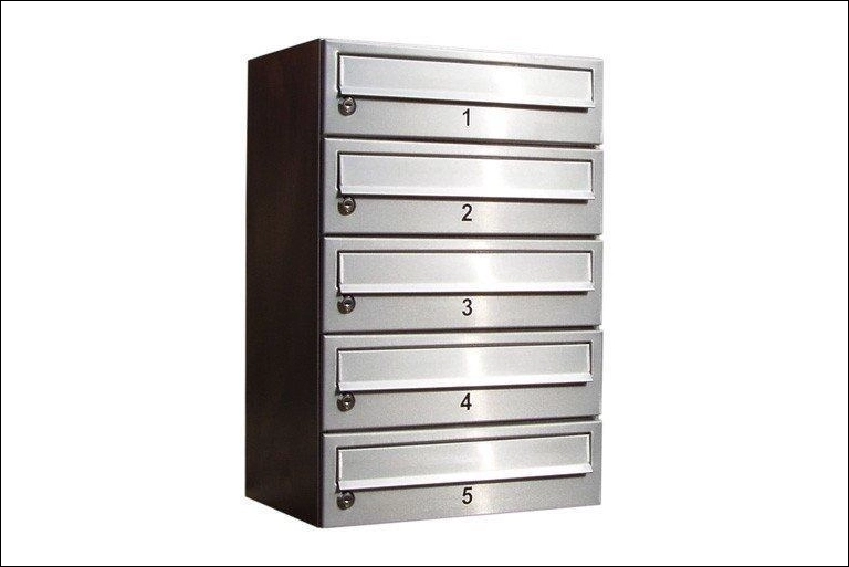 Mehrfamilien-Briefkastenanlagen