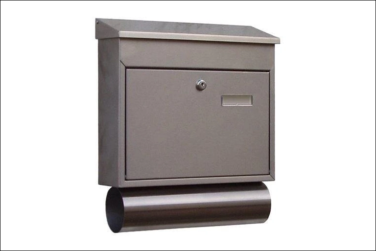 Edelstahl-Briefkasten mit Zeitungsrolle und Sichtfenster